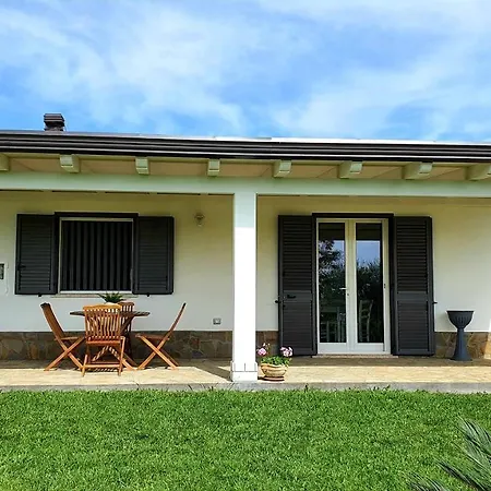 Leone 2 Apartmán Pisticci