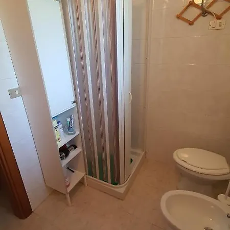 Leone 2 Apartment *
